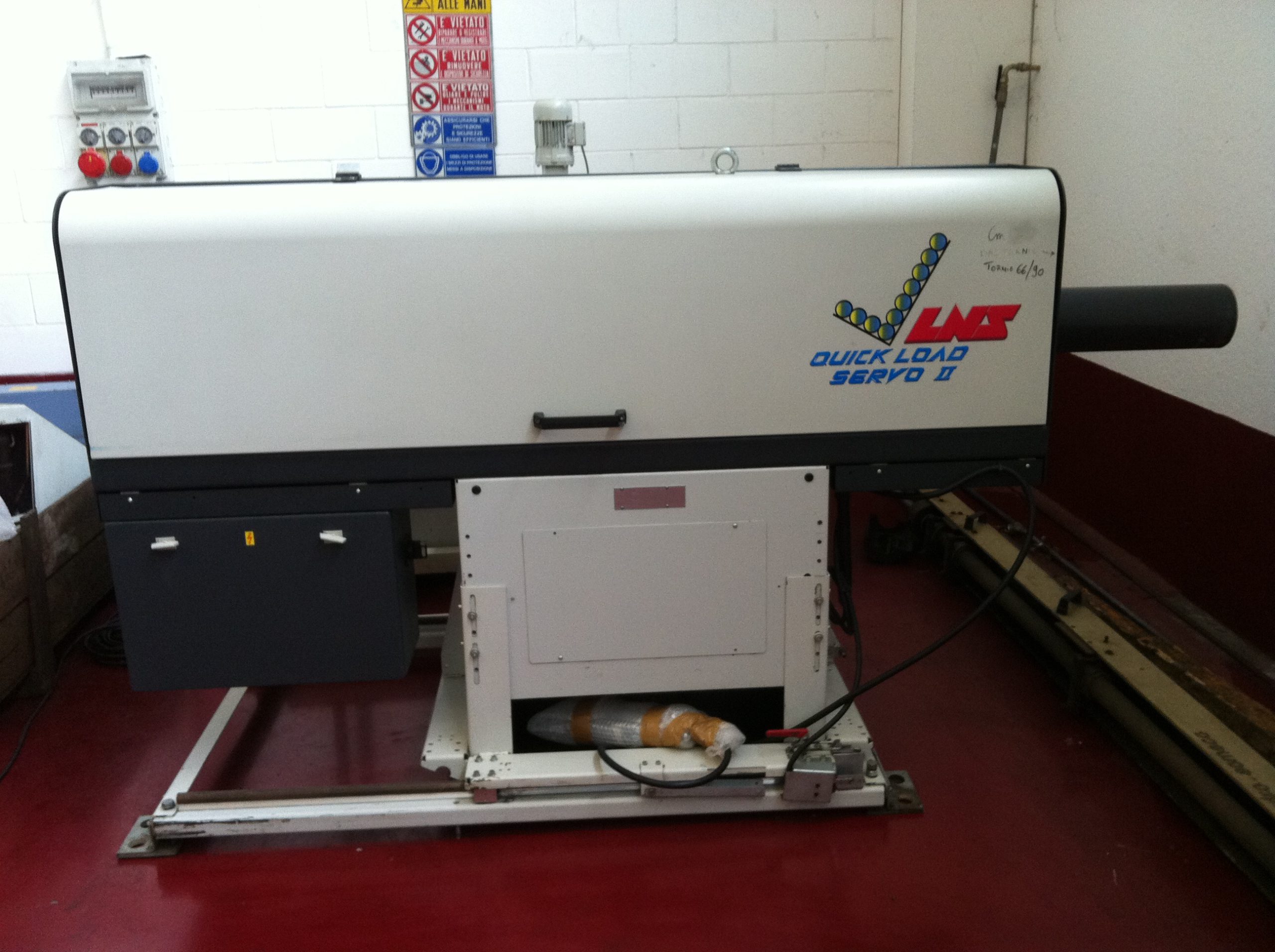 Caricatore di barre LNS QUICK LOAD SERVO II