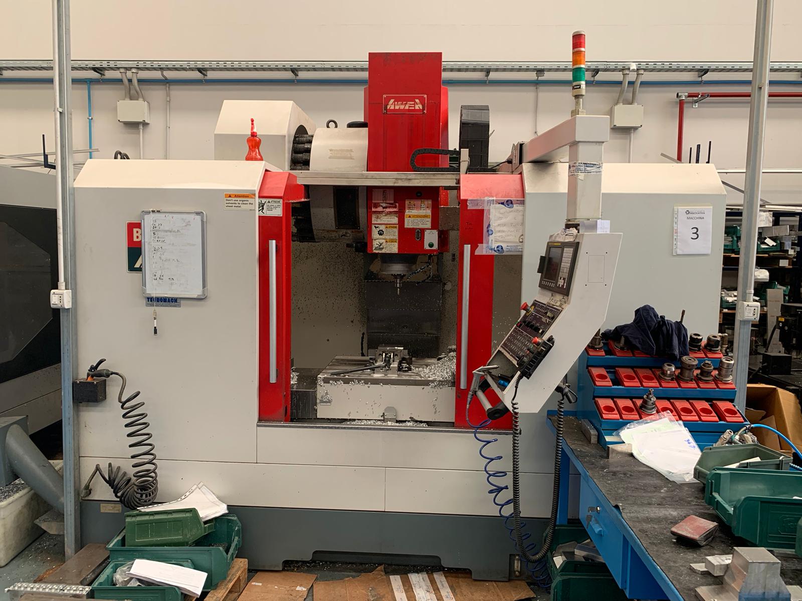 Centro di lavoro verticale AWEA MB 1020