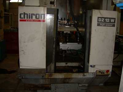 Centro di lavoro verticale CHIRON DZ 12 W
