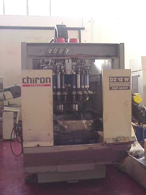 Centro di lavoro verticale CHIRON DZ 12 W MAGNUM