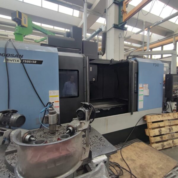 Centro di lavoro verticale DAEWOO DOOSAN MINX 7500/50