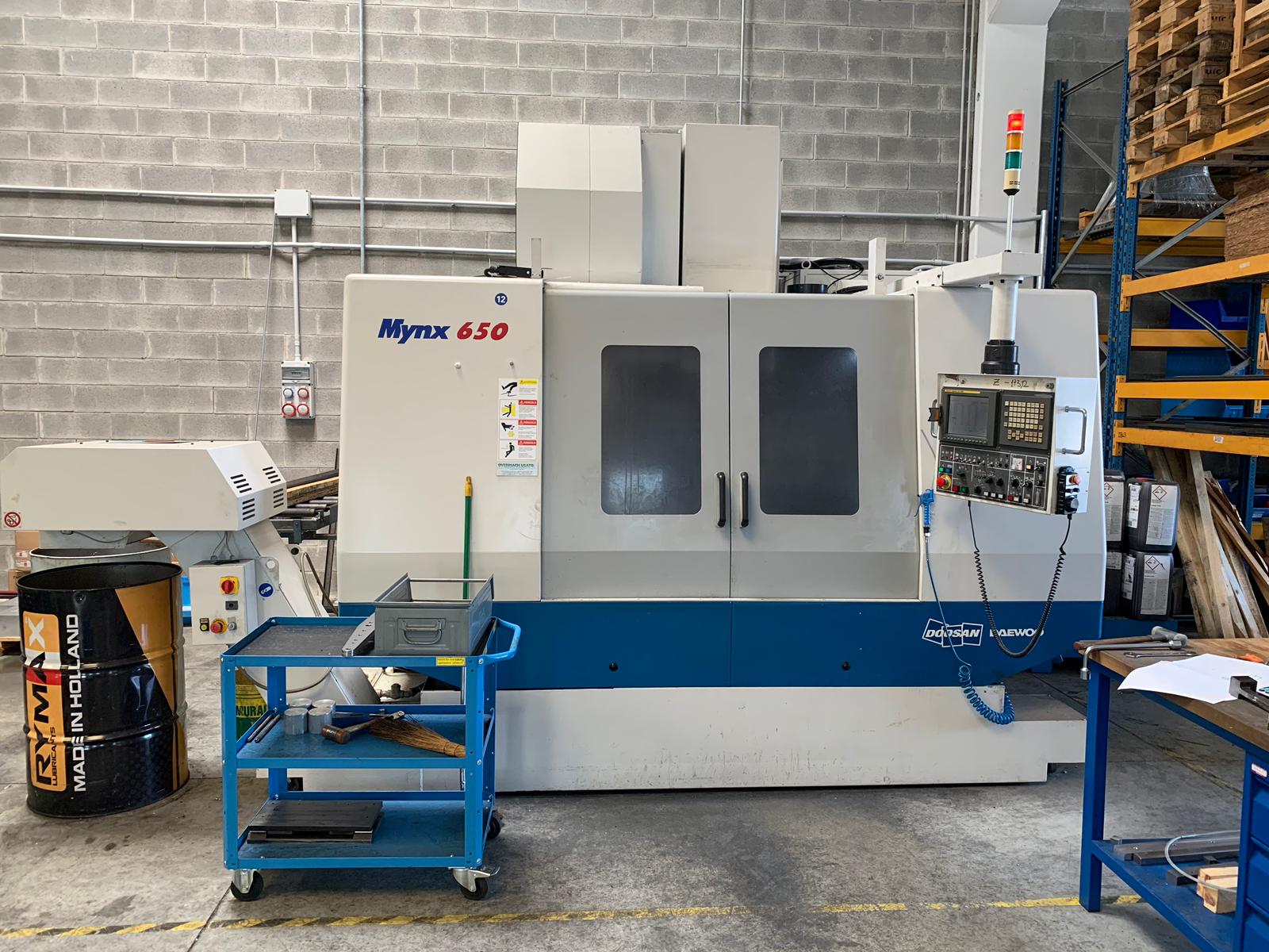 Centro di lavoro verticale DAEWOO MYNX 650