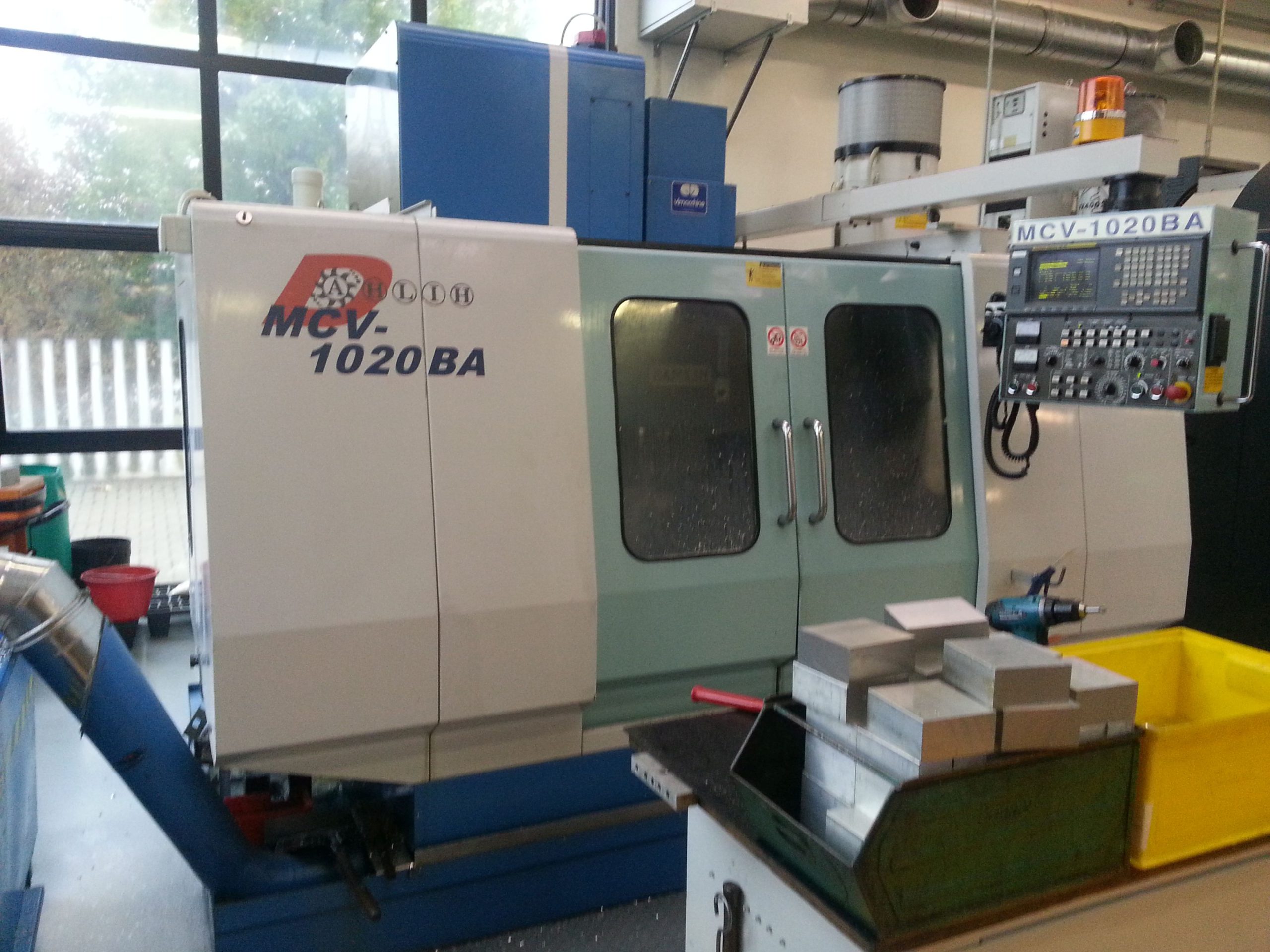 Centro di lavoro verticale DAH LIH MCV 1020 BA