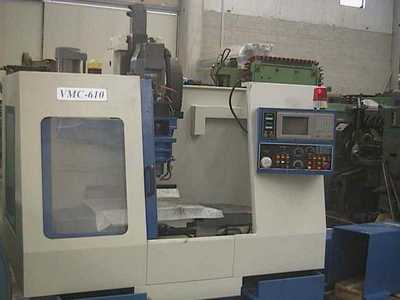 Centro di lavoro verticale DART VMC 610