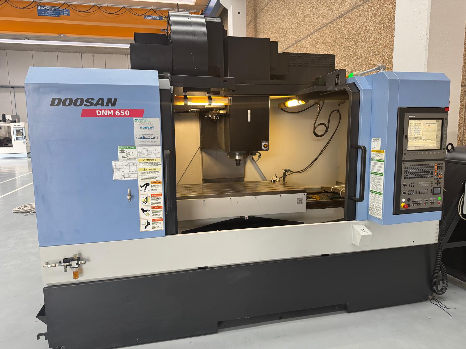 Centro di lavoro verticale DOOSAN DNM 650
