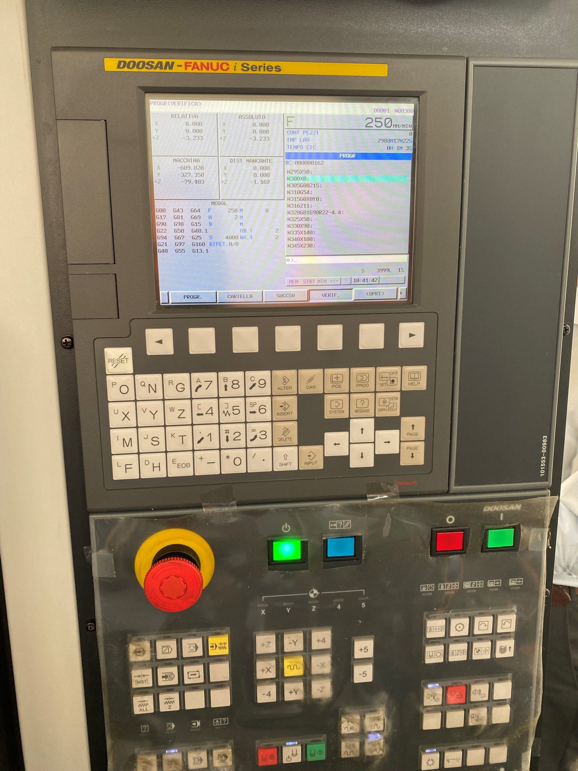 Centro di lavoro verticale DOOSAN T4000L