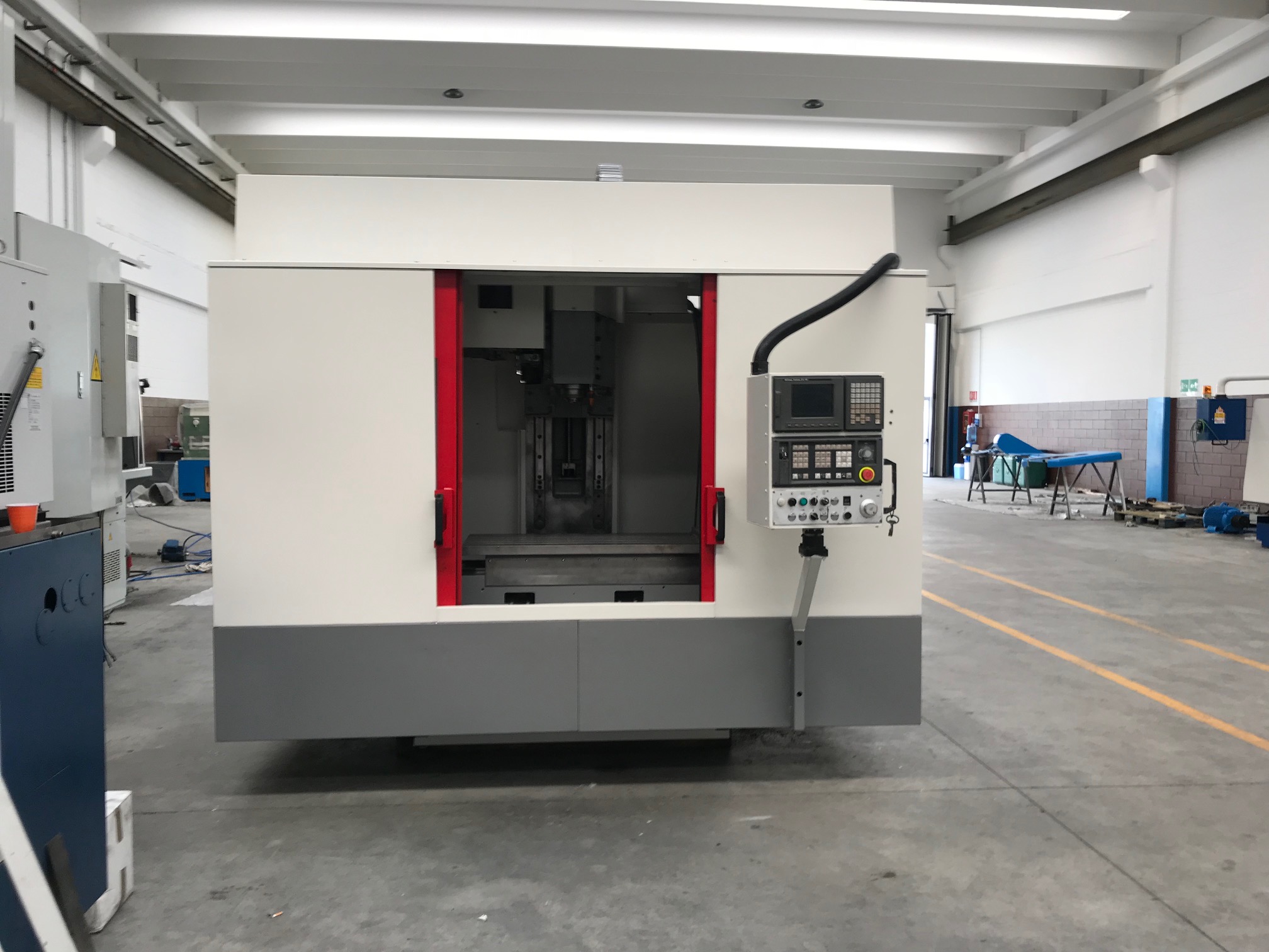 Centro di lavoro verticale EIKON VMC1000
