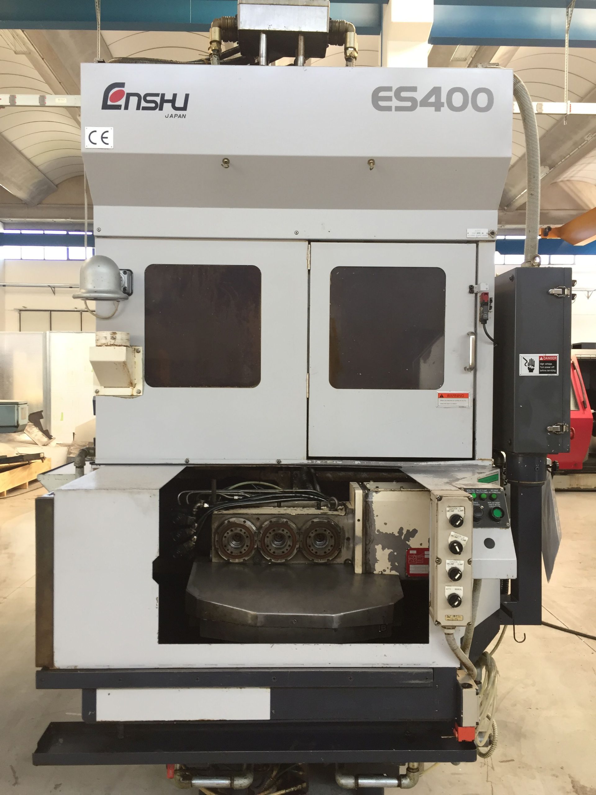 Centro di lavoro verticale ENSHU ES400
