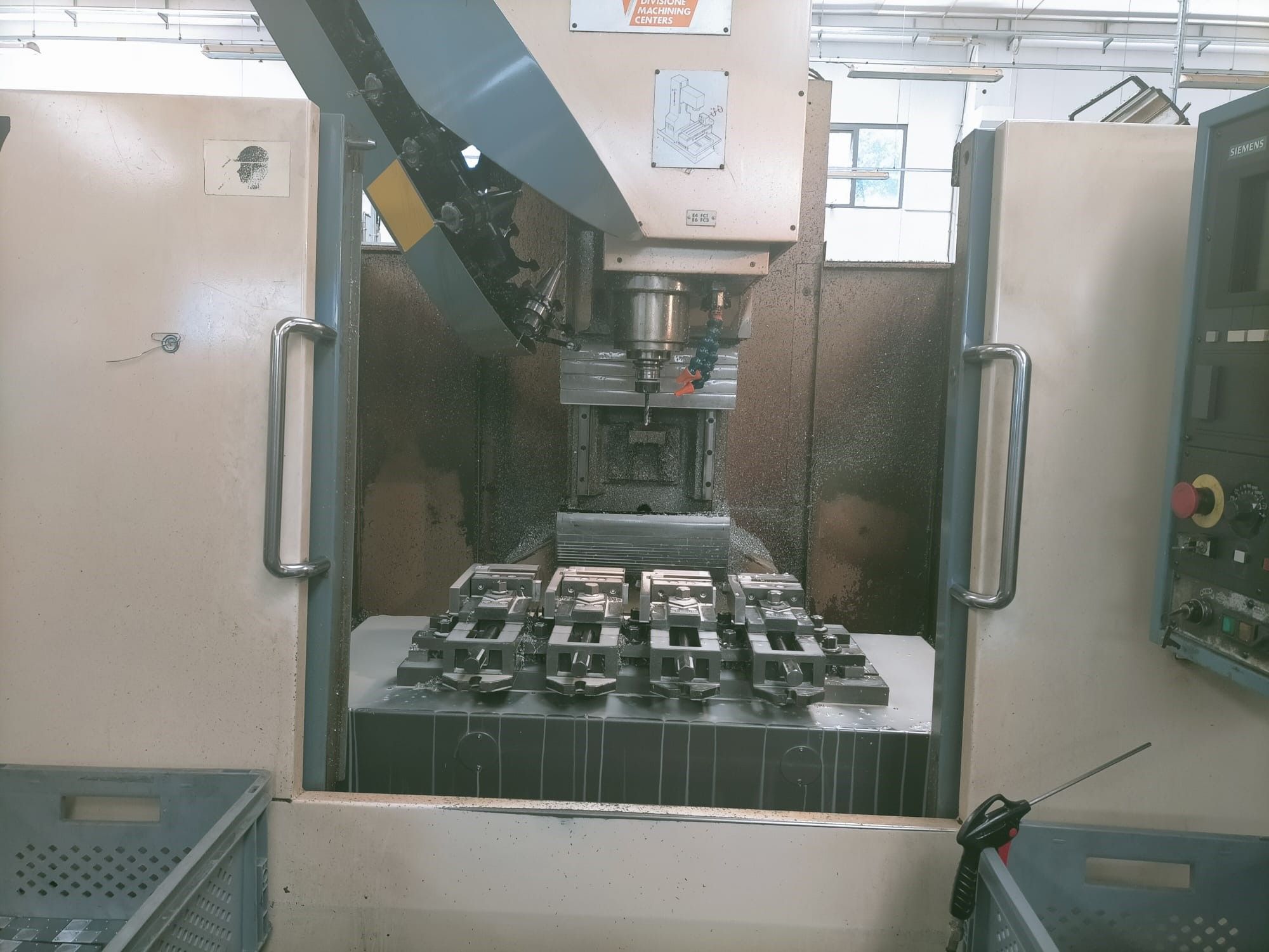 Centro di lavoro verticale FAMUP MCX 600