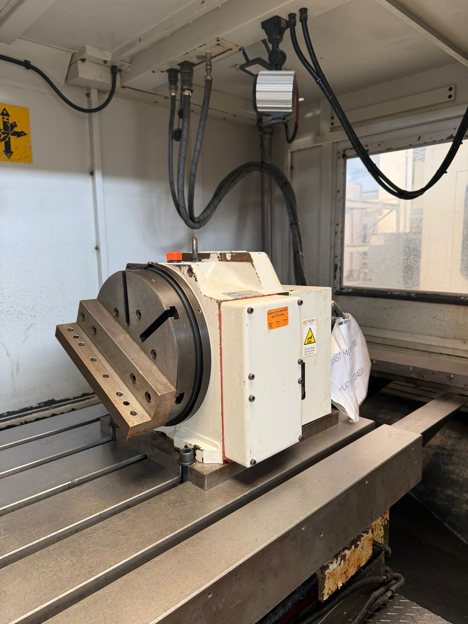 Centro di lavoro verticale FIRST MCV 1500