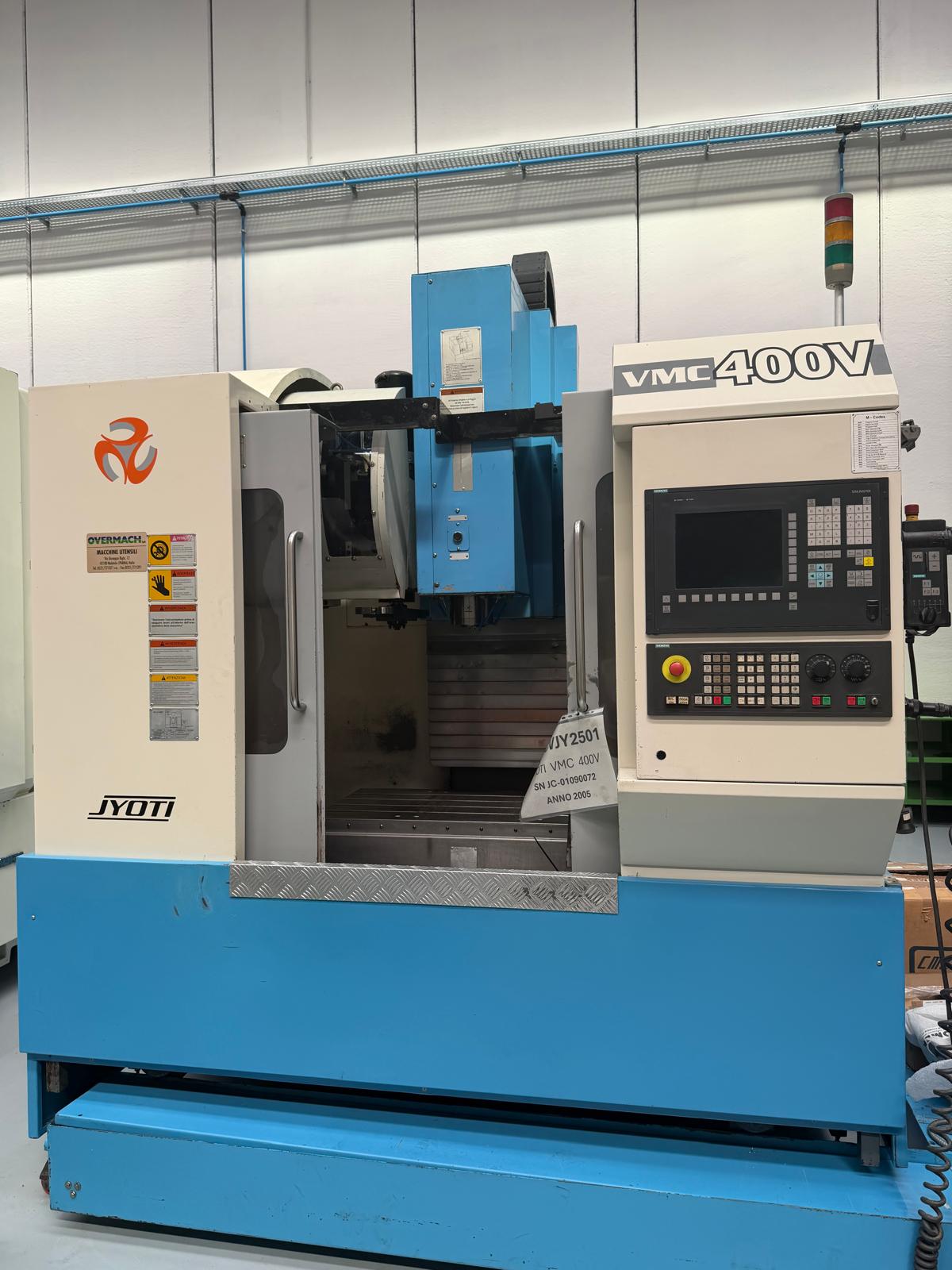 Centro di lavoro verticale JYOTI VMC 400V