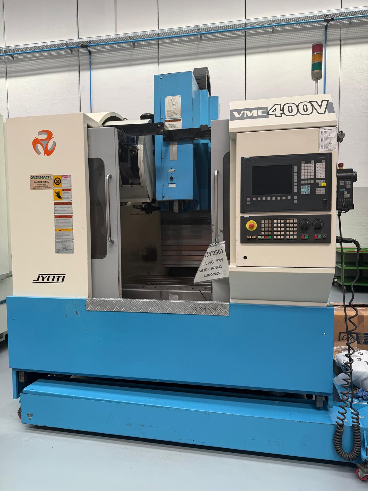 Centro di lavoro verticale JYOTI VMC 400V