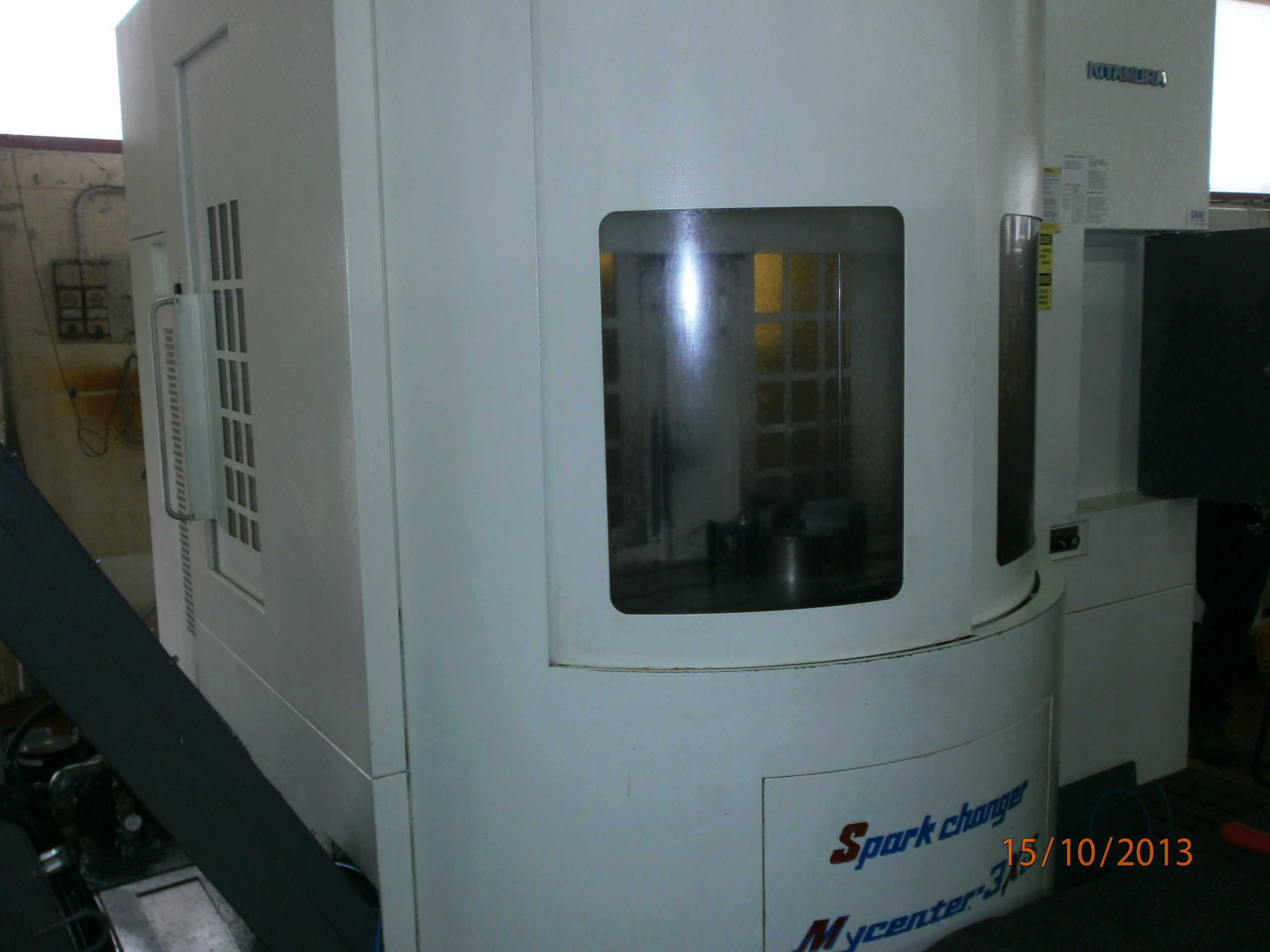 Centro di lavoro verticale KITAMURA Mycenter-3XiFSparkChanger