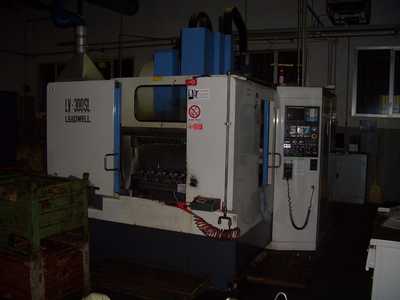 Centro di lavoro verticale LEADWELL LV300SL