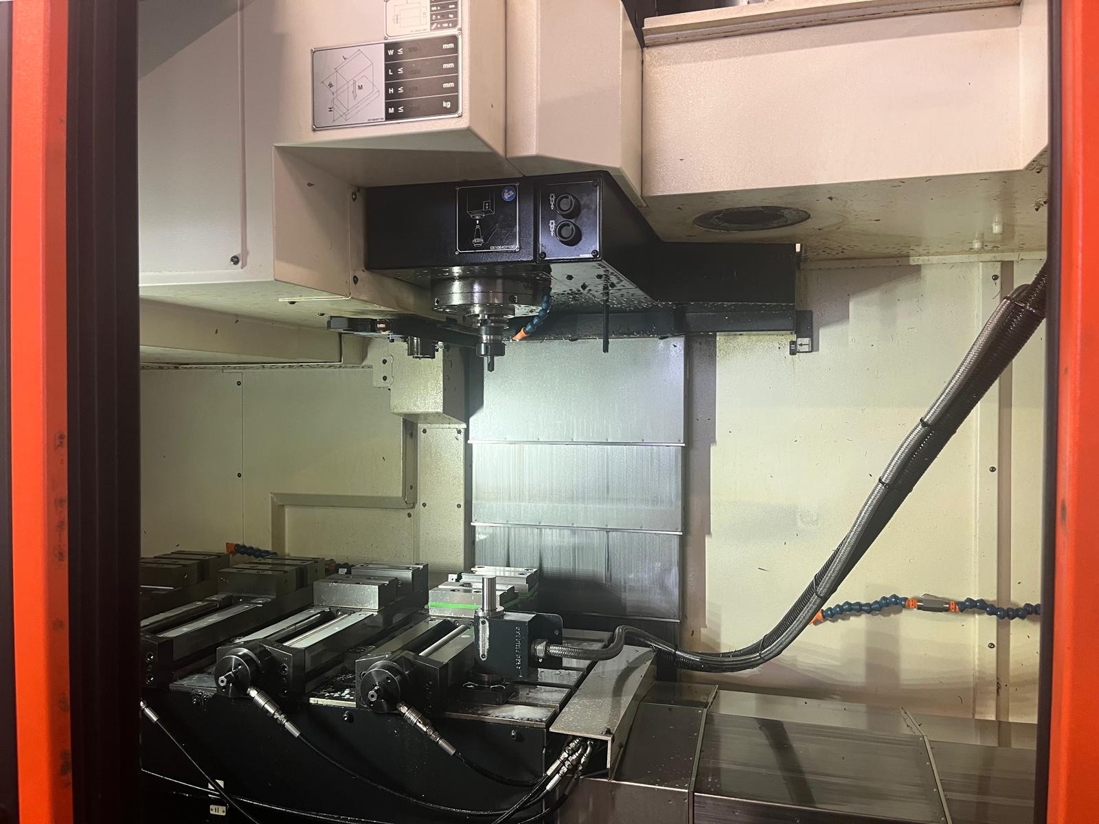 Centro di lavoro verticale MAZAK VCN 530C