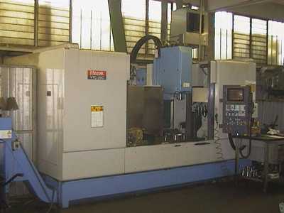 Centro di lavoro verticale MAZAK VTC-020C