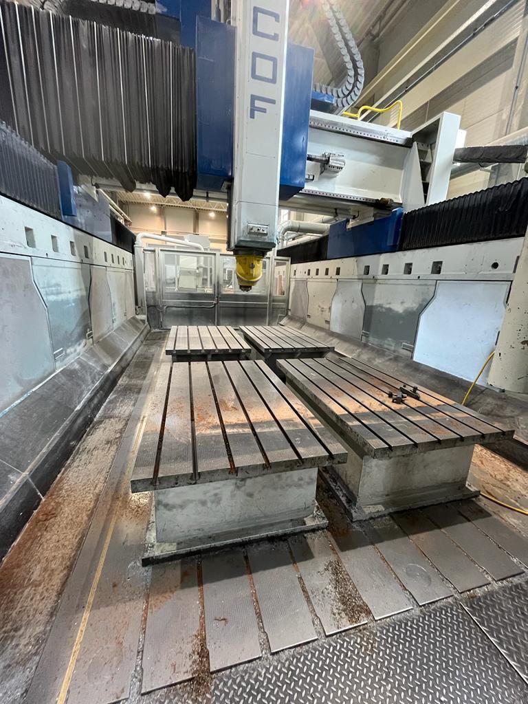 Centro di lavoro verticale MECOF DYNAMILL 3000L
