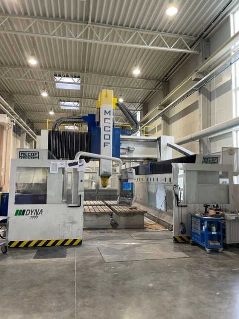 Centro di lavoro verticale MECOF DYNAMILL 3000L