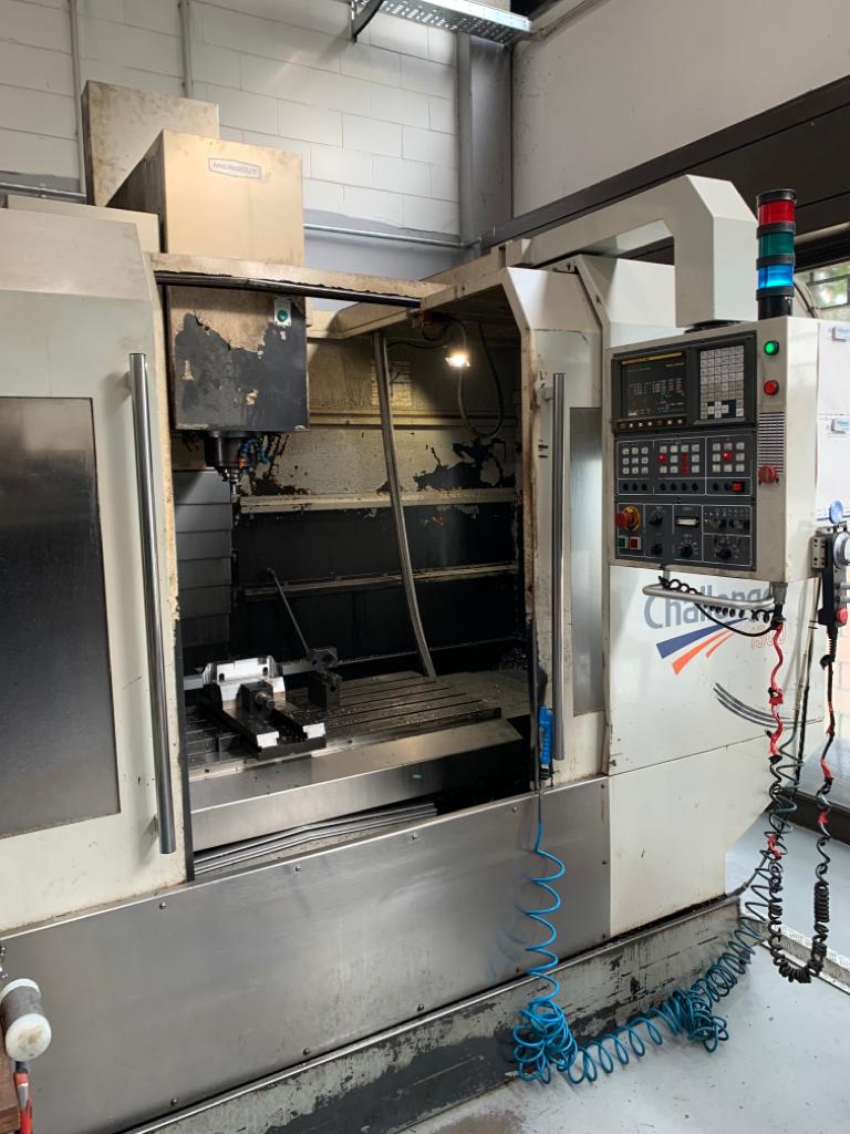 Centro di lavoro verticale MICROCUT CHALLENGER VM1300
