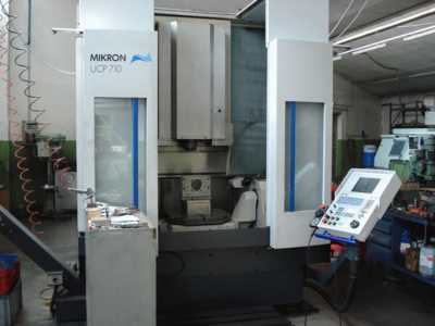 Centro di lavoro verticale MIKRON UCP 710