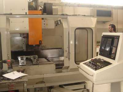 Centro di lavoro verticale MITSUI SEIKI VR 3A