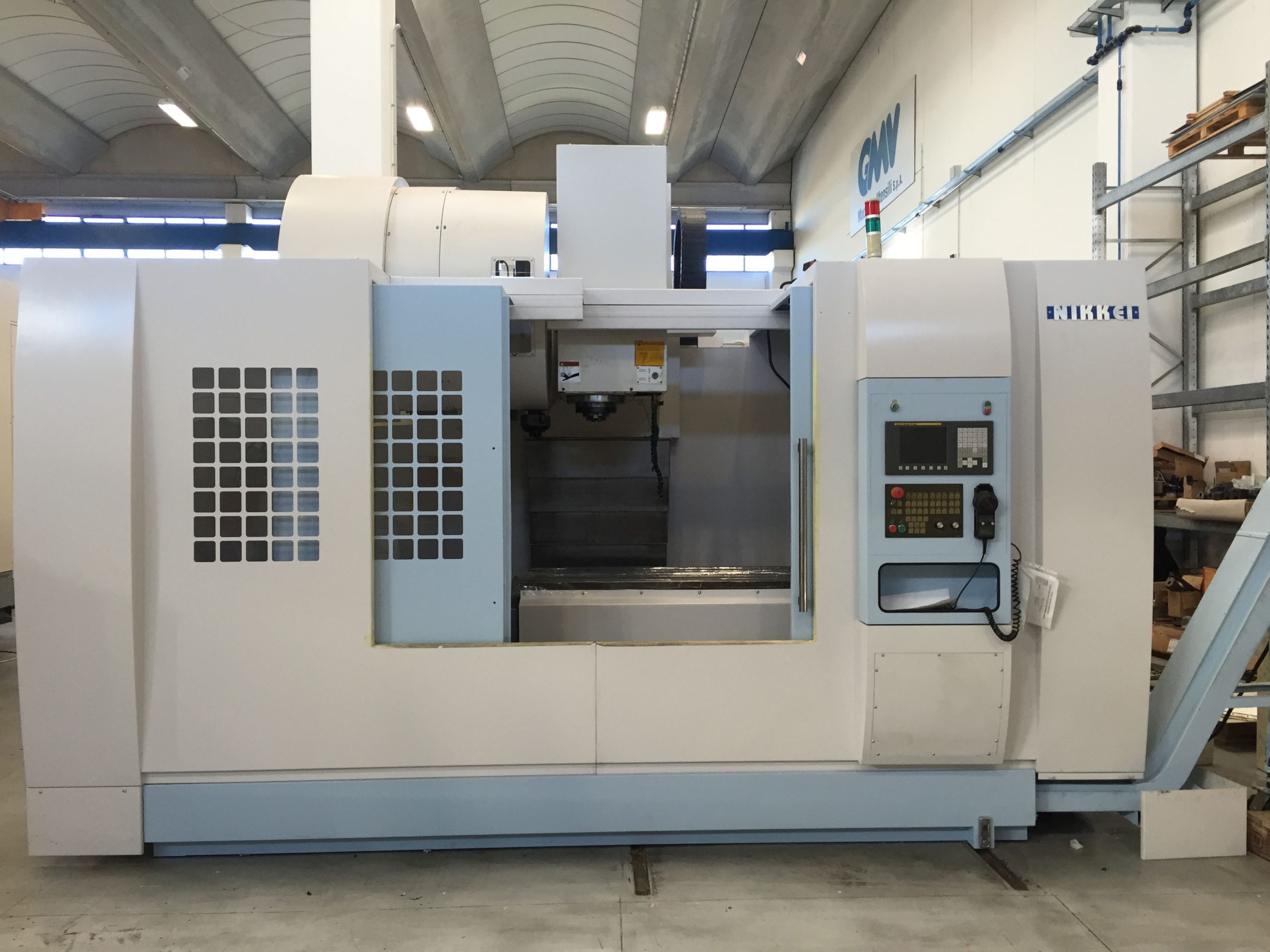 Centro di lavoro verticale NIKKEI VP 1500