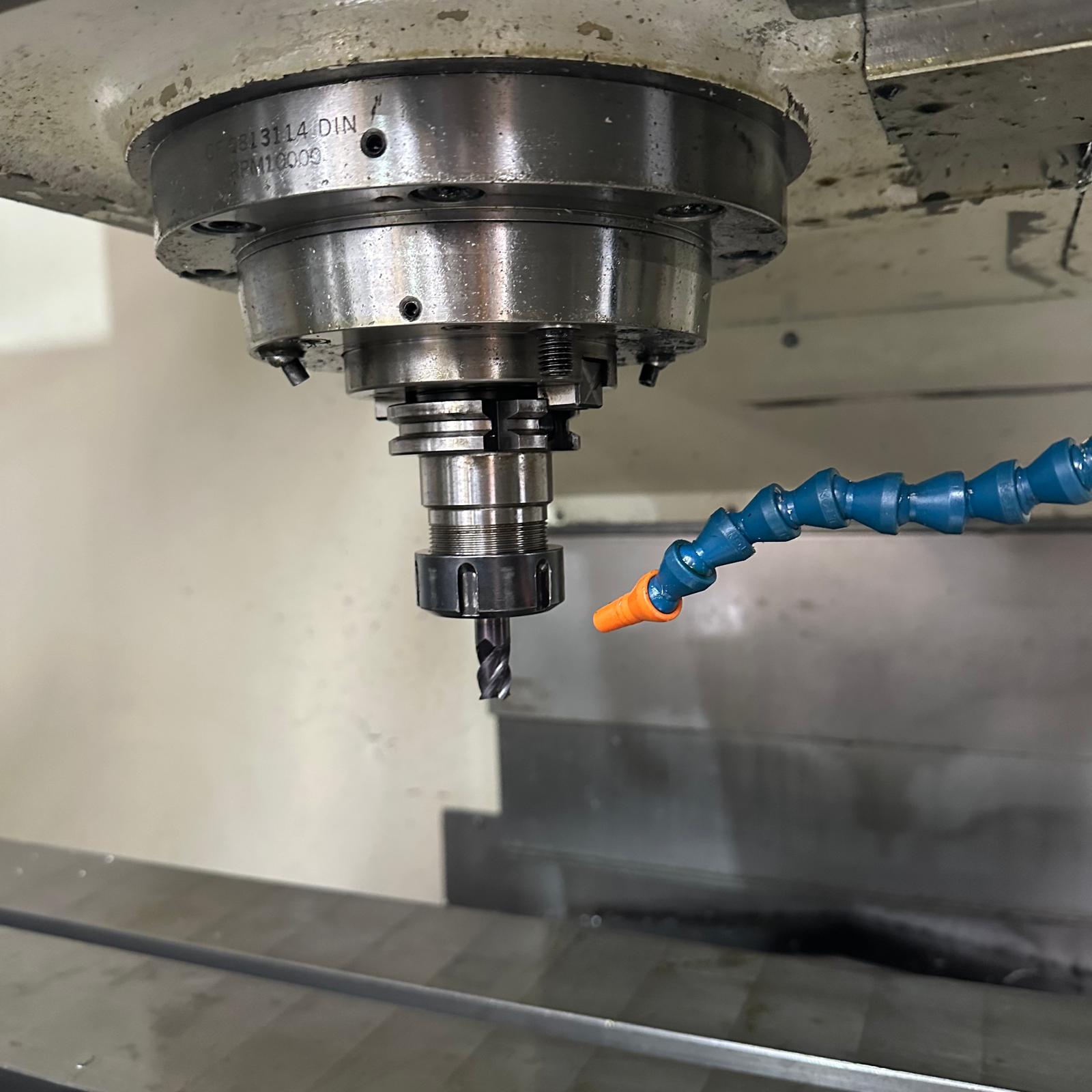 Centro di lavoro verticale NIKKEI VP1500#40