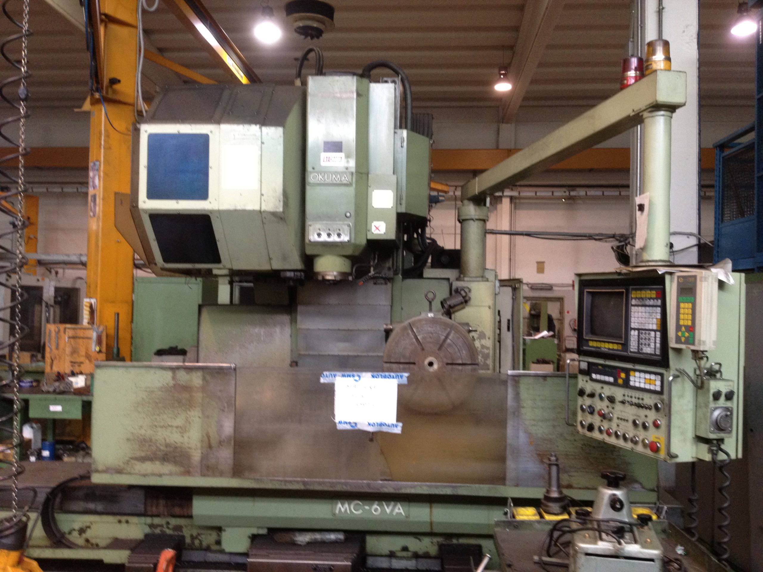 Centro di lavoro verticale OKUMA MC 6VA