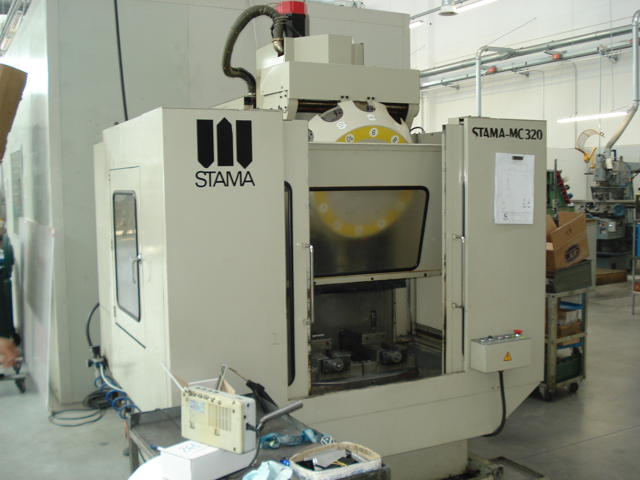 Centro di lavoro verticale STAMA MC 320