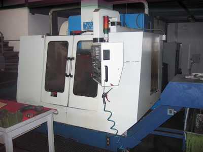 Centro di lavoro verticale UTS WINTEC MV-4