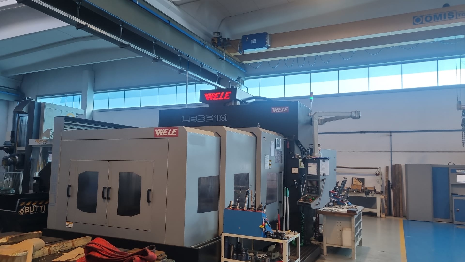 Centro di lavoro verticale WELE LB-321