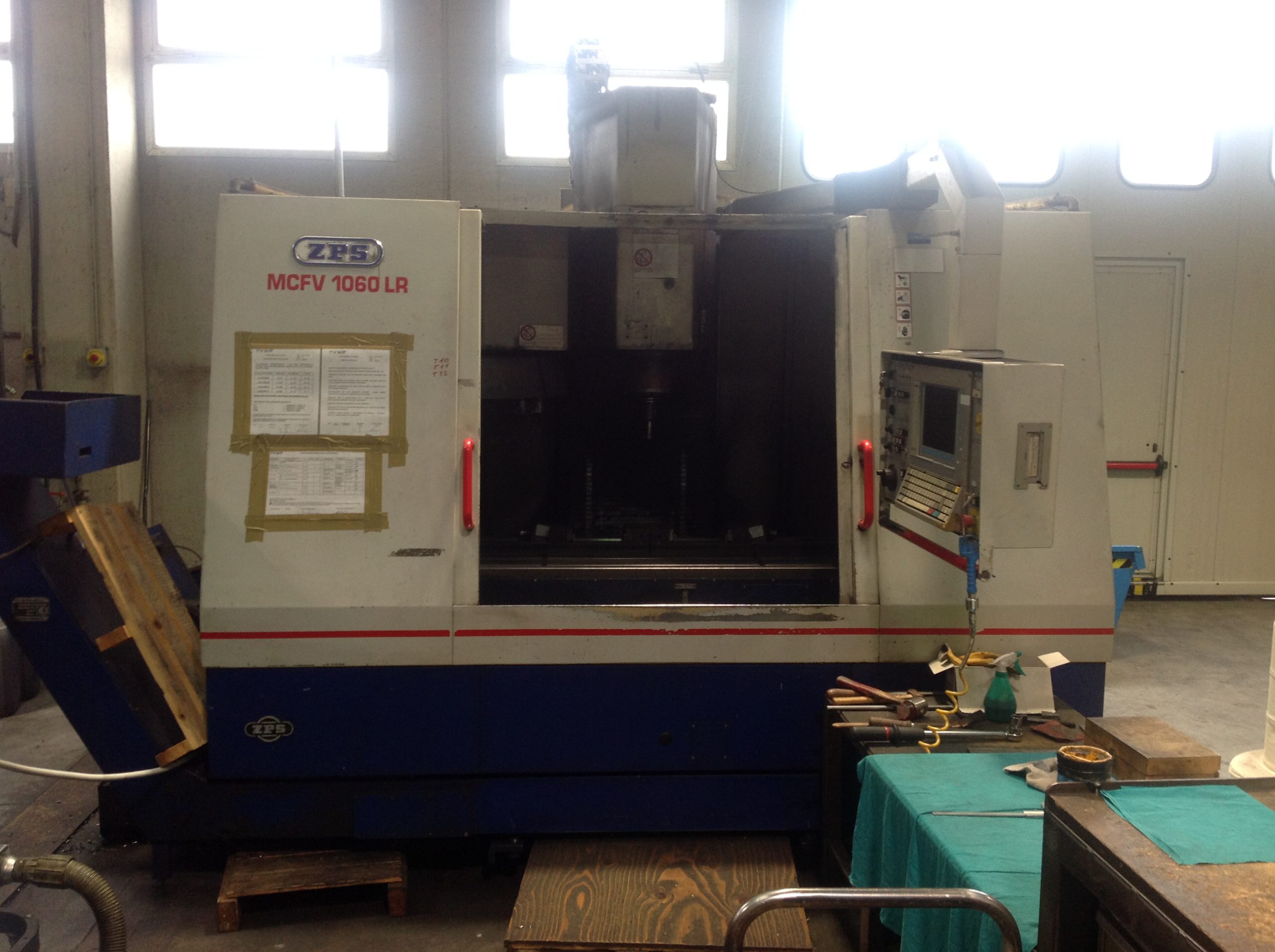Centro di lavoro verticale ZPS MCVF 1060LR