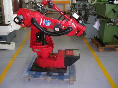 Robot COMAU SMART S2