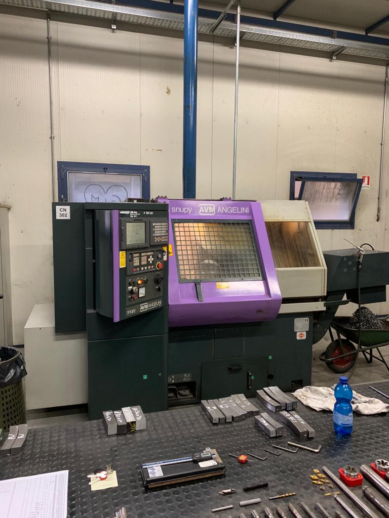 Tornio a controllo numerico A.V.M ANGELINI —