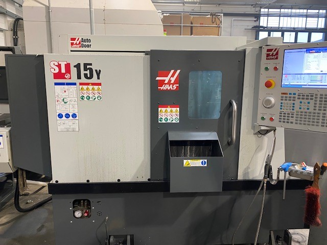 Tornio a controllo numerico HAAS ST 15Y