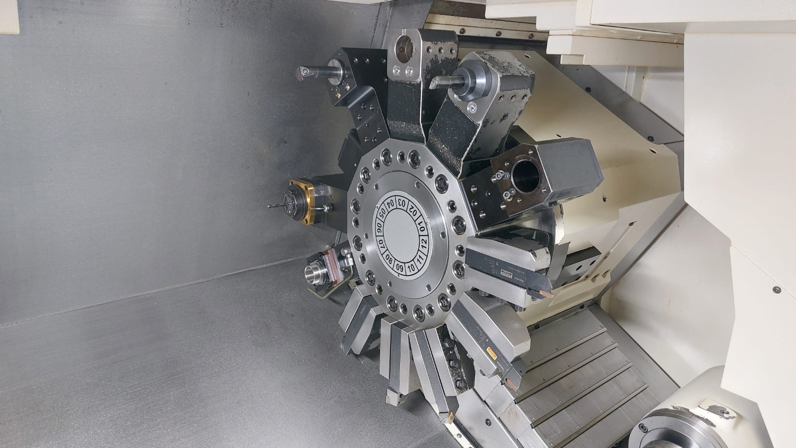 Tornio a controllo numerico MAZAK QT200 MY