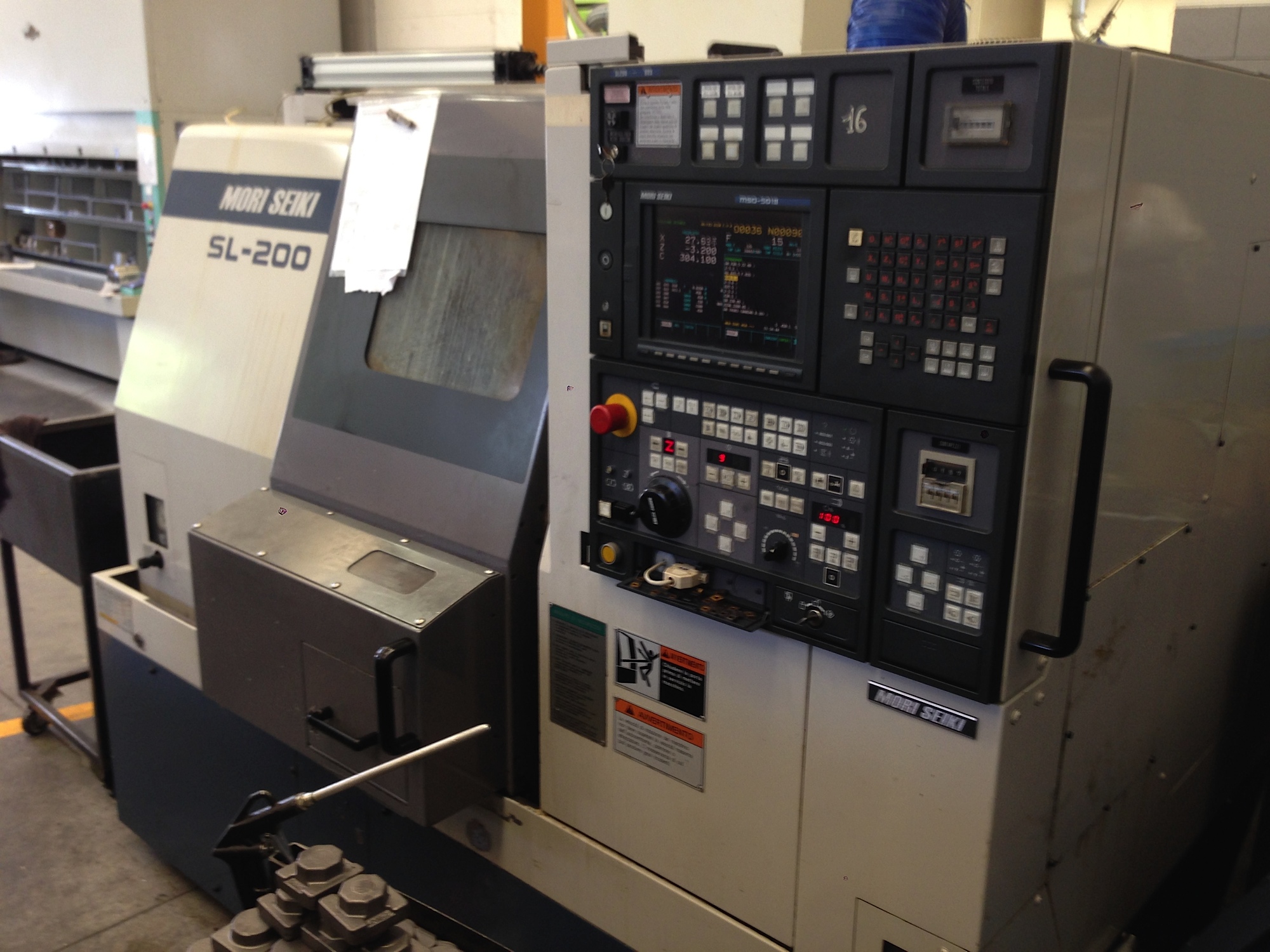 Tornio a controllo numerico MORI SEIKI SL200 MC