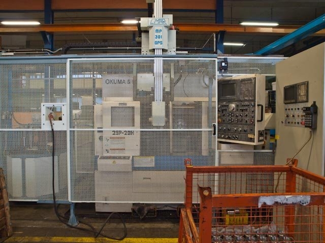 Tornio a controllo numerico OKUMA 2SP-20H