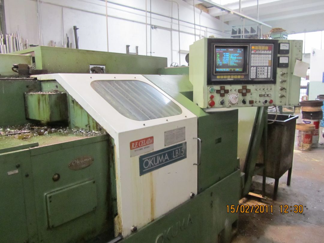 Tornio a controllo numerico OKUMA LB 15