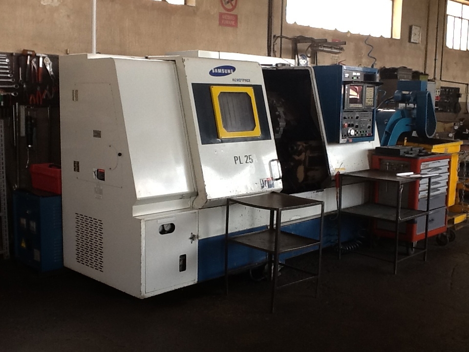 Tornio a controllo numerico SAMSUNG PL 25 A